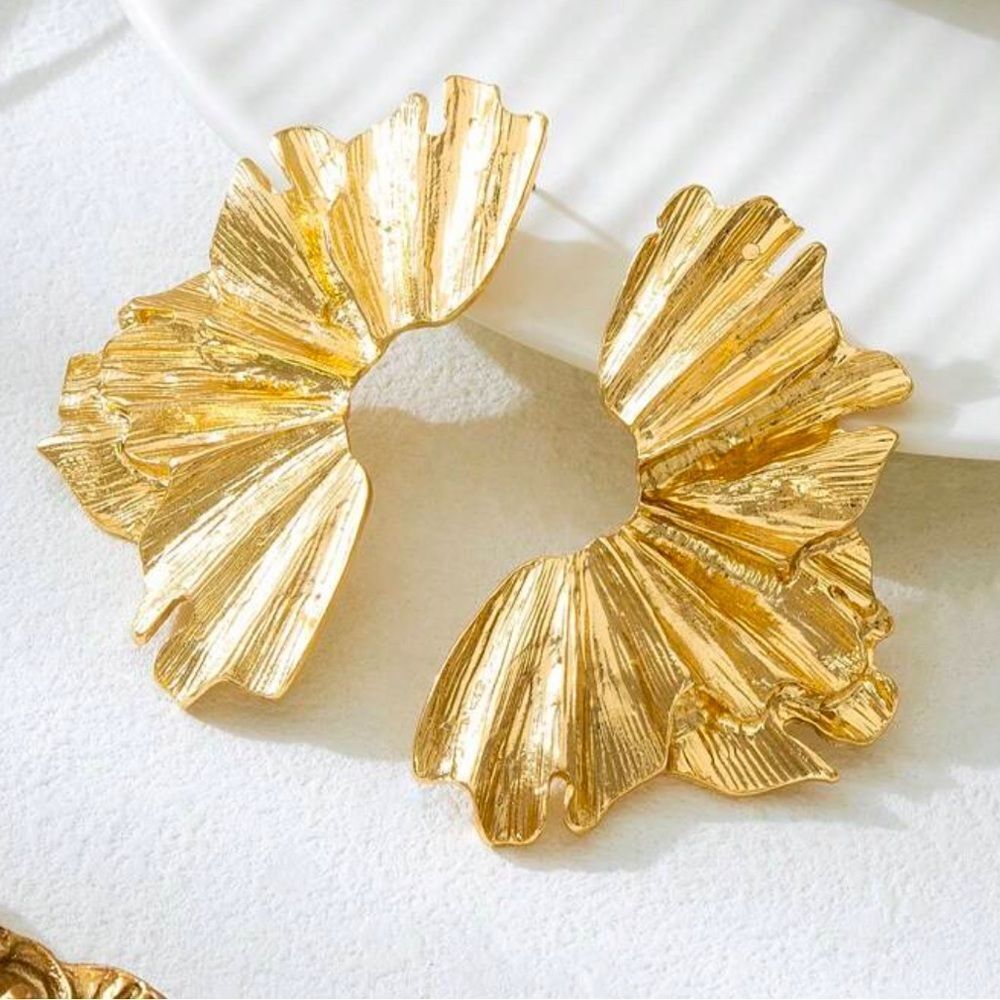 Bohemian clip on earrings M136